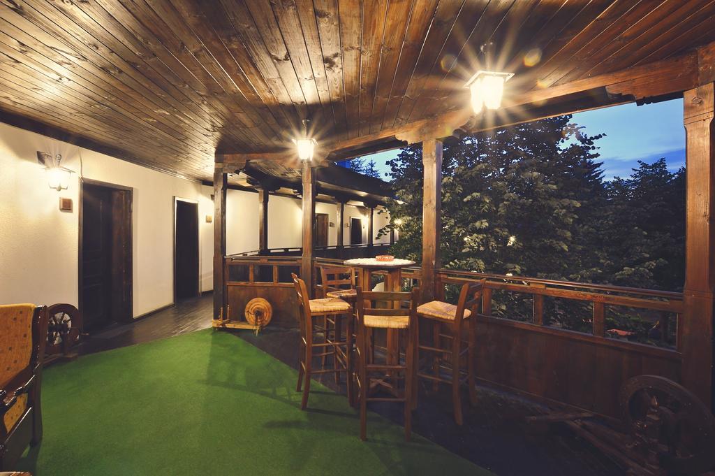 Family Hotel Fenerite غابروفو المظهر الخارجي الصورة