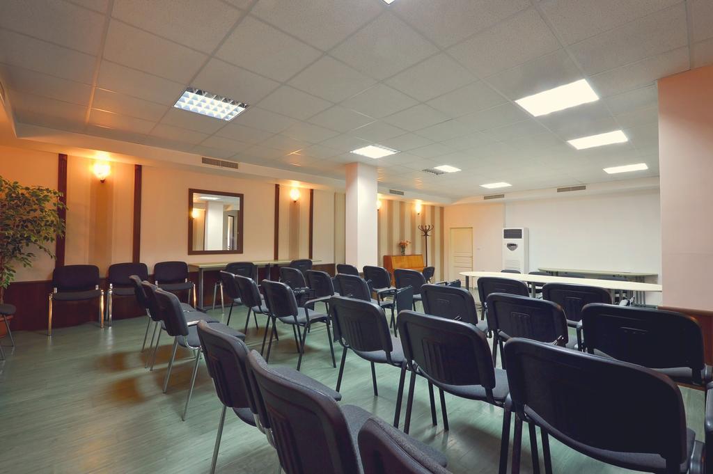 Family Hotel Fenerite غابروفو المظهر الخارجي الصورة