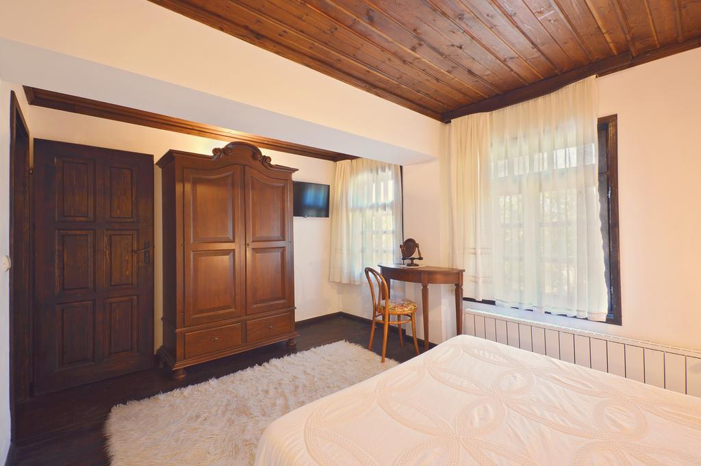 Family Hotel Fenerite غابروفو المظهر الخارجي الصورة