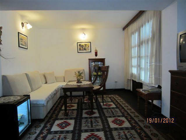 Family Hotel Fenerite غابروفو المظهر الخارجي الصورة