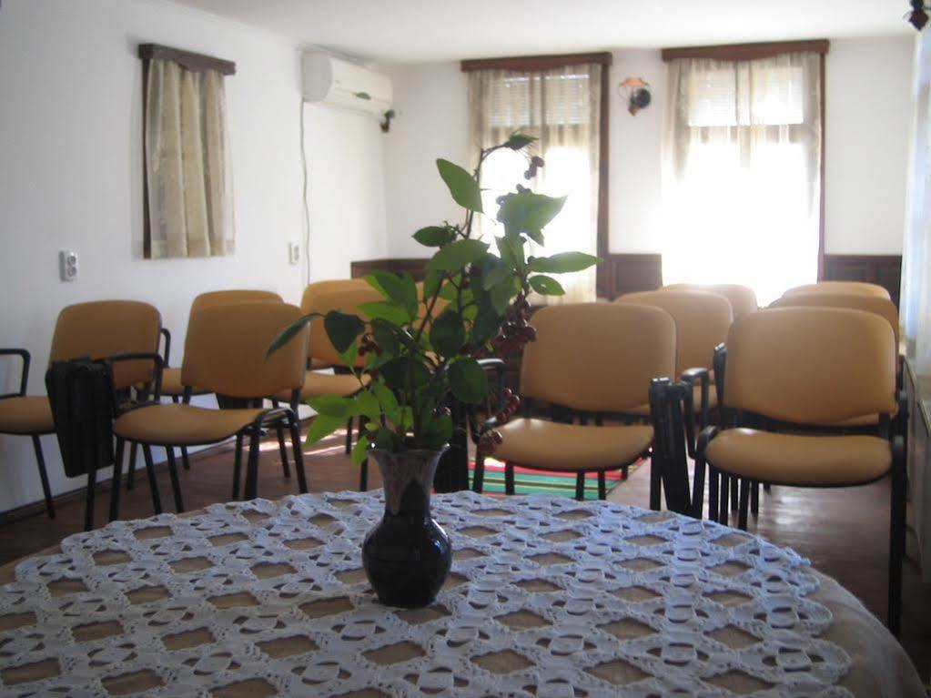 Family Hotel Fenerite غابروفو المظهر الخارجي الصورة